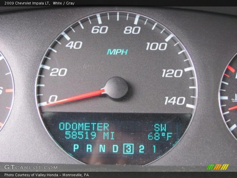 White / Gray 2009 Chevrolet Impala LT