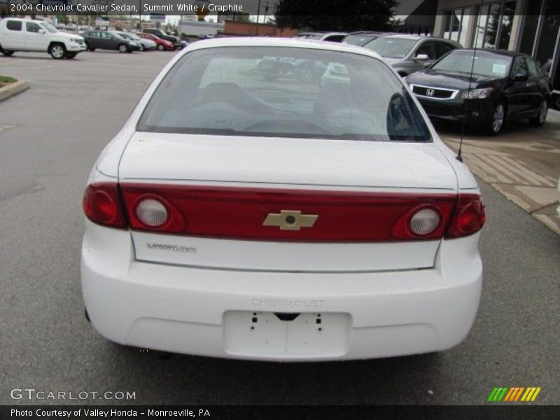 Summit White / Graphite 2004 Chevrolet Cavalier Sedan