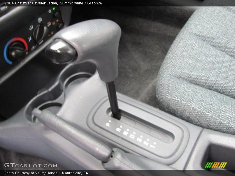 Summit White / Graphite 2004 Chevrolet Cavalier Sedan