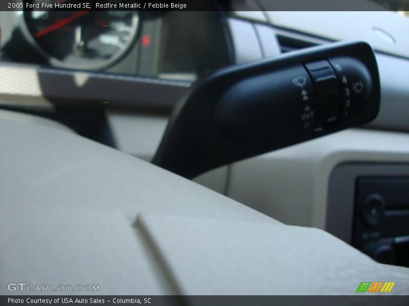 Redfire Metallic / Pebble Beige 2005 Ford Five Hundred SE