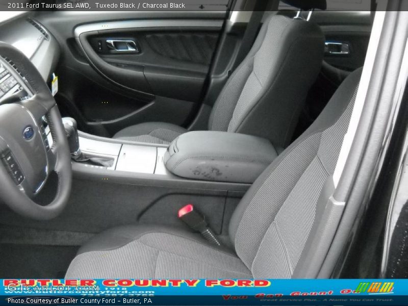 Tuxedo Black / Charcoal Black 2011 Ford Taurus SEL AWD