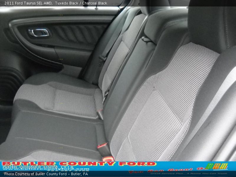 Tuxedo Black / Charcoal Black 2011 Ford Taurus SEL AWD