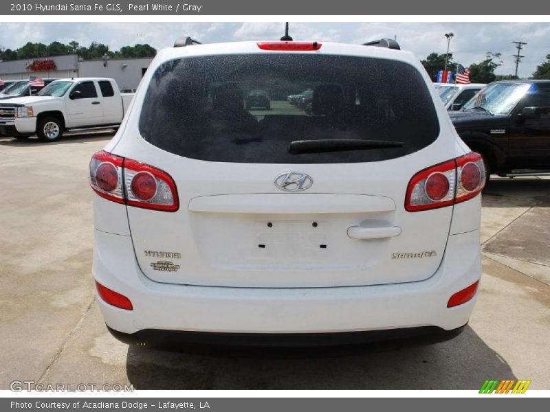 Pearl White / Gray 2010 Hyundai Santa Fe GLS