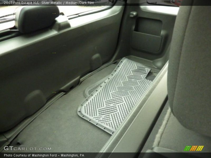 Silver Metallic / Medium/Dark Flint 2007 Ford Escape XLS