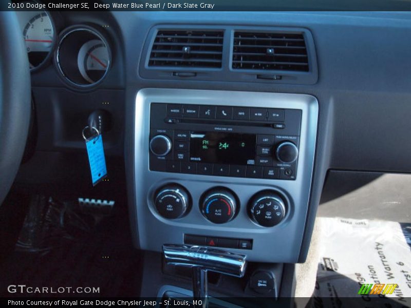 Deep Water Blue Pearl / Dark Slate Gray 2010 Dodge Challenger SE