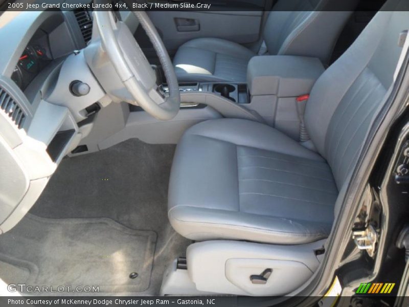 Black / Medium Slate Gray 2005 Jeep Grand Cherokee Laredo 4x4