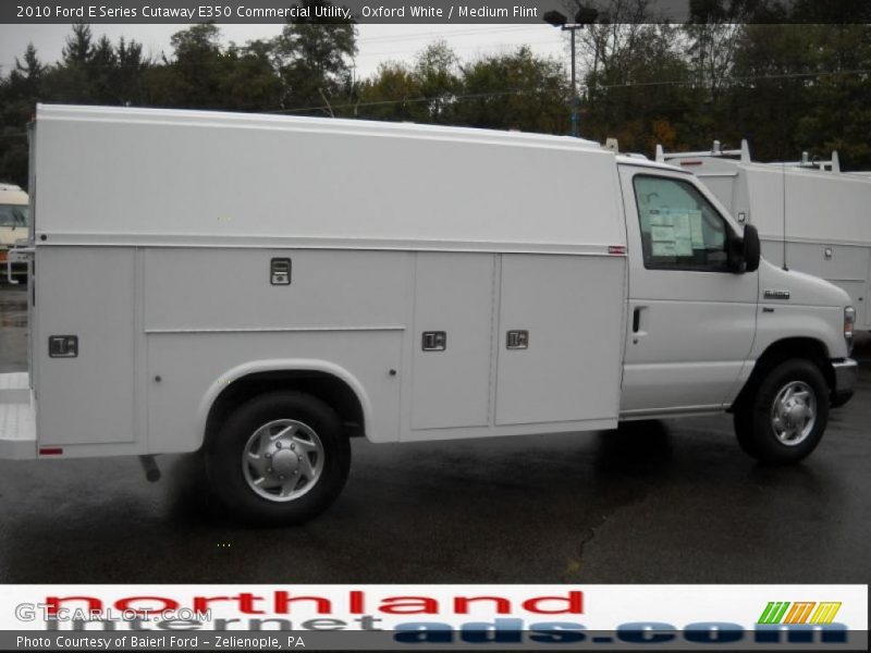 Oxford White / Medium Flint 2010 Ford E Series Cutaway E350 Commercial Utility