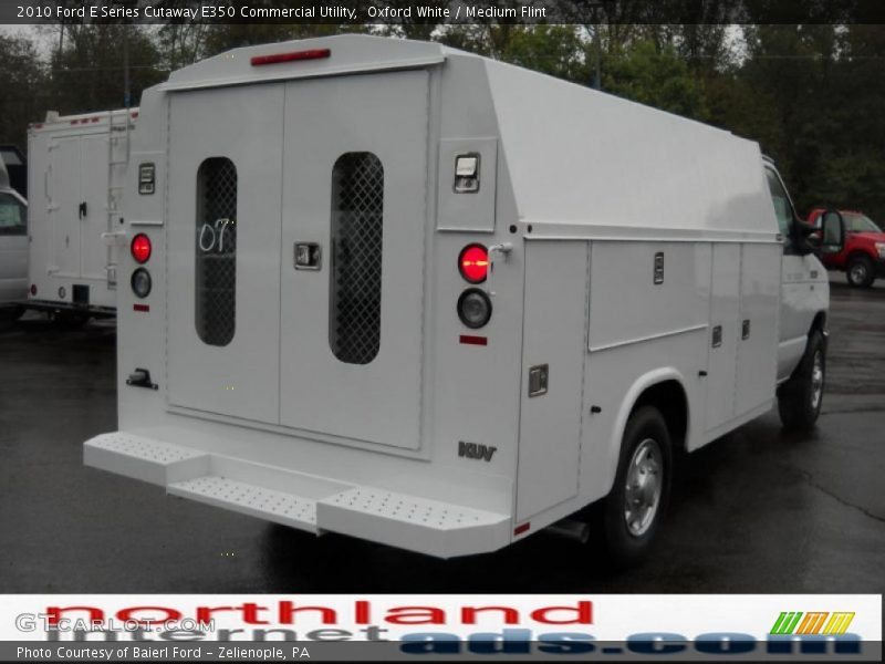 Oxford White / Medium Flint 2010 Ford E Series Cutaway E350 Commercial Utility