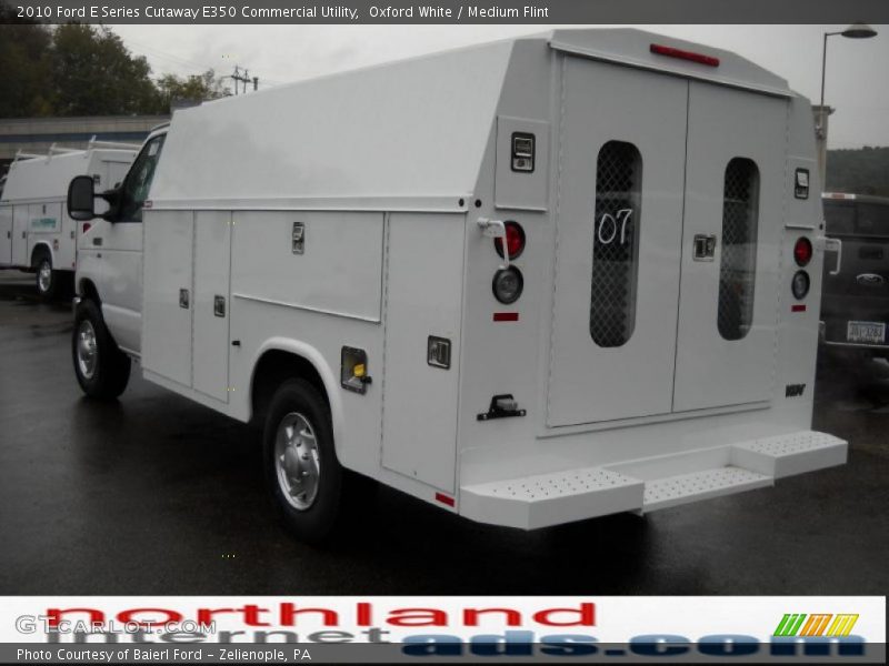 Oxford White / Medium Flint 2010 Ford E Series Cutaway E350 Commercial Utility