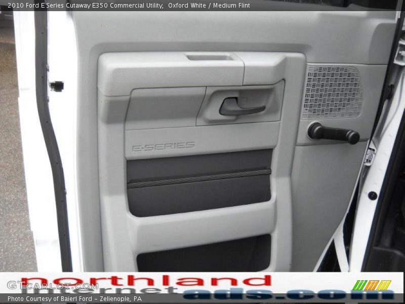 Oxford White / Medium Flint 2010 Ford E Series Cutaway E350 Commercial Utility