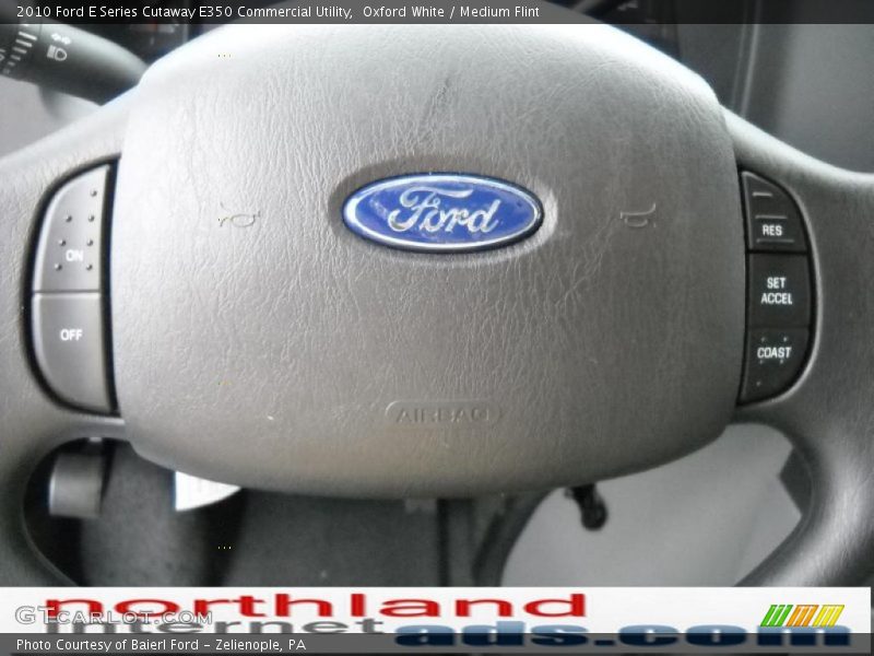 Oxford White / Medium Flint 2010 Ford E Series Cutaway E350 Commercial Utility