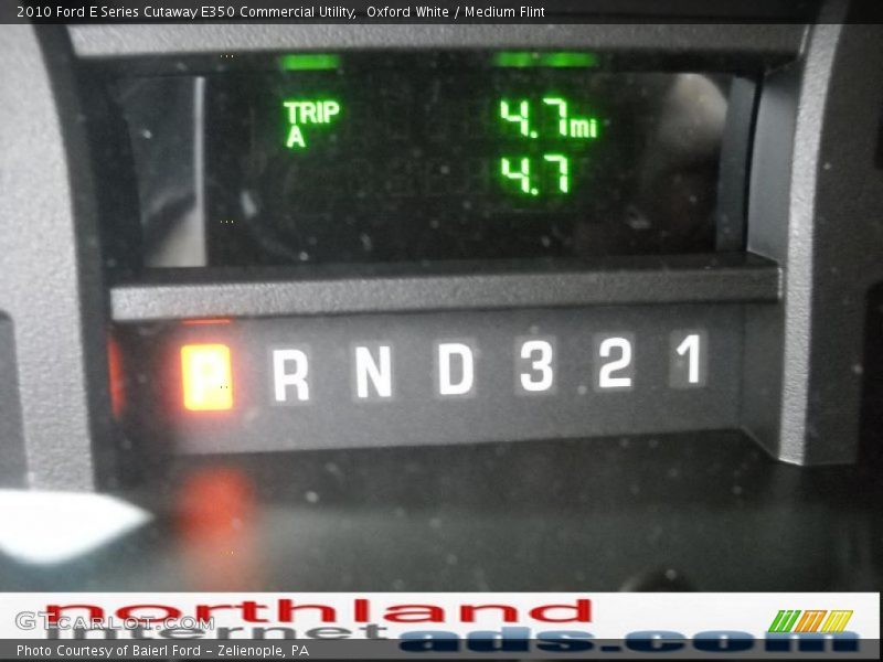 Oxford White / Medium Flint 2010 Ford E Series Cutaway E350 Commercial Utility