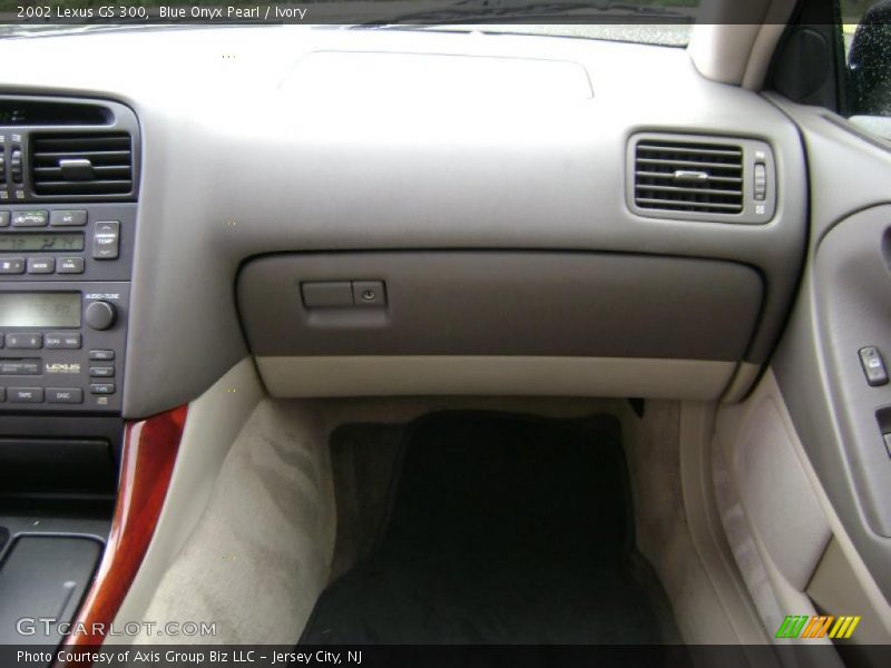 Blue Onyx Pearl / Ivory 2002 Lexus GS 300