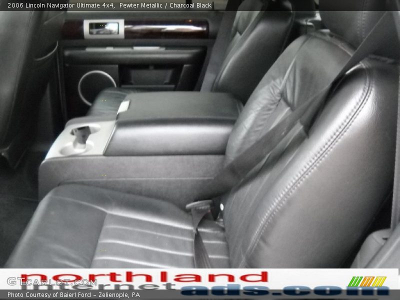 Pewter Metallic / Charcoal Black 2006 Lincoln Navigator Ultimate 4x4
