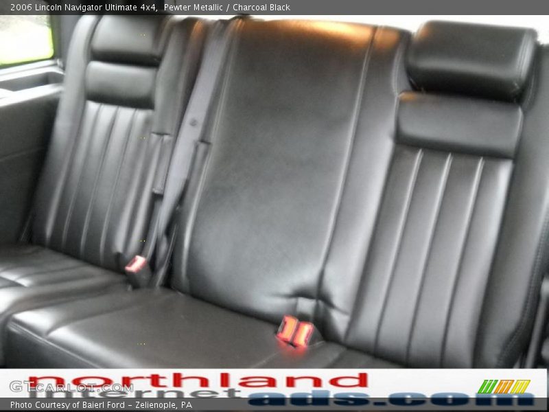 Pewter Metallic / Charcoal Black 2006 Lincoln Navigator Ultimate 4x4