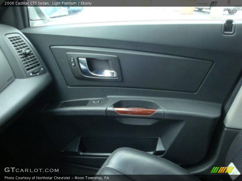 Light Platinum / Ebony 2006 Cadillac CTS Sedan