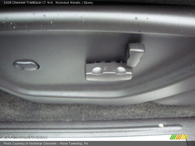 Moondust Metallic / Ebony 2008 Chevrolet TrailBlazer LT 4x4