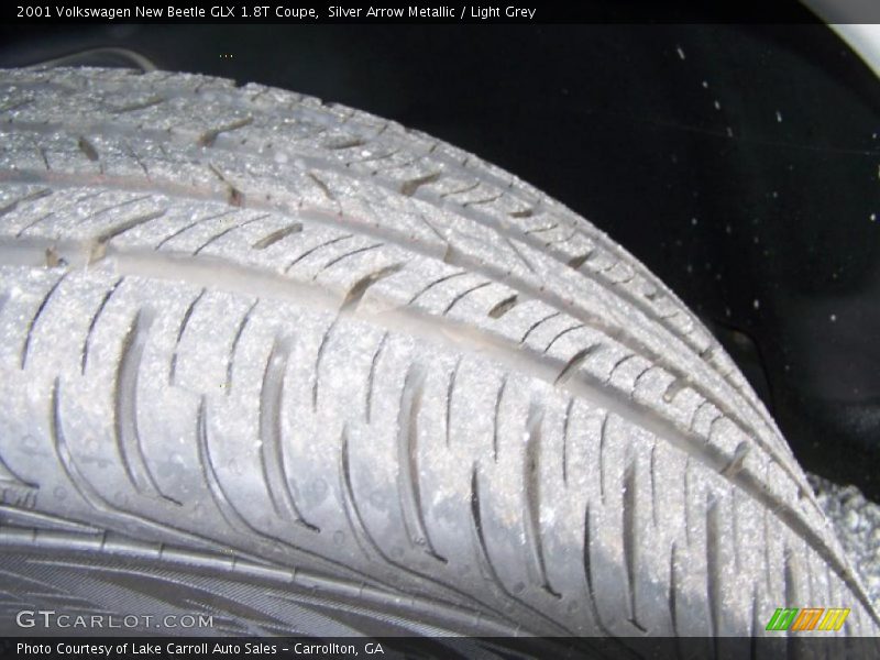 Silver Arrow Metallic / Light Grey 2001 Volkswagen New Beetle GLX 1.8T Coupe