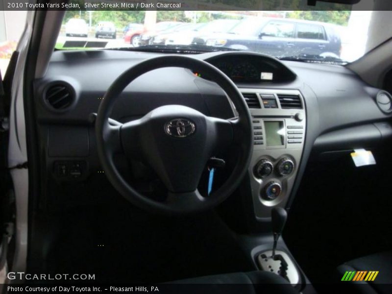 Silver Streak Mica / Dark Charcoal 2010 Toyota Yaris Sedan
