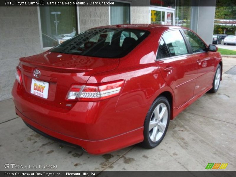 Barcelona Red Metallic / Dark Charcoal 2011 Toyota Camry SE