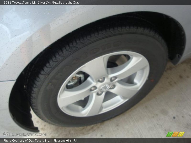 Silver Sky Metallic / Light Gray 2011 Toyota Sienna LE