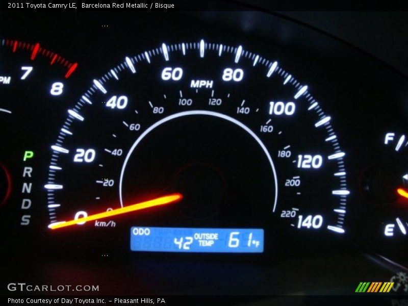 Barcelona Red Metallic / Bisque 2011 Toyota Camry LE