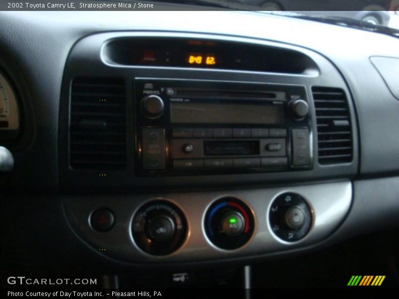 Stratosphere Mica / Stone 2002 Toyota Camry LE