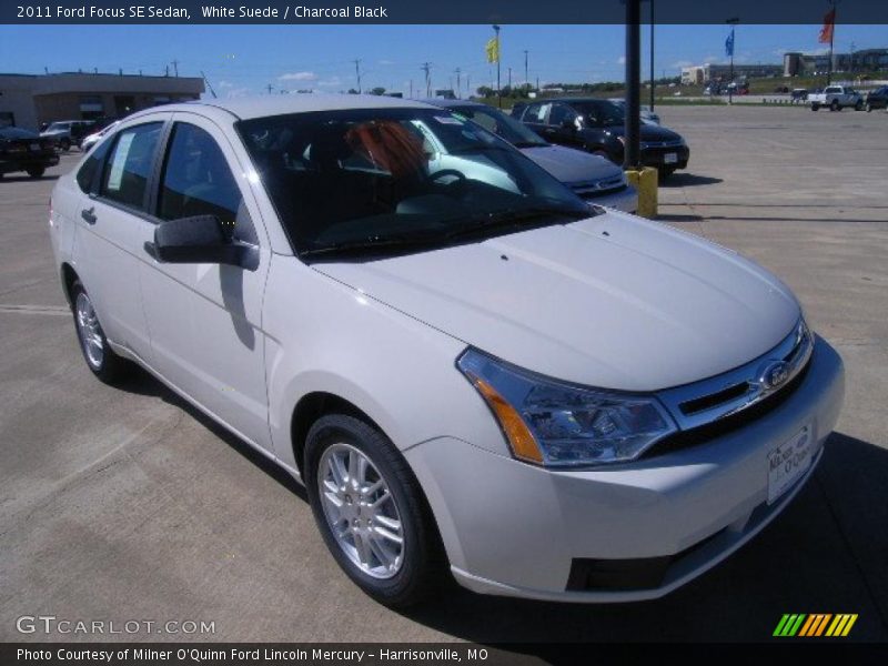White Suede / Charcoal Black 2011 Ford Focus SE Sedan