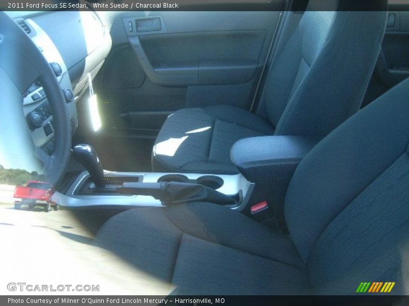 White Suede / Charcoal Black 2011 Ford Focus SE Sedan