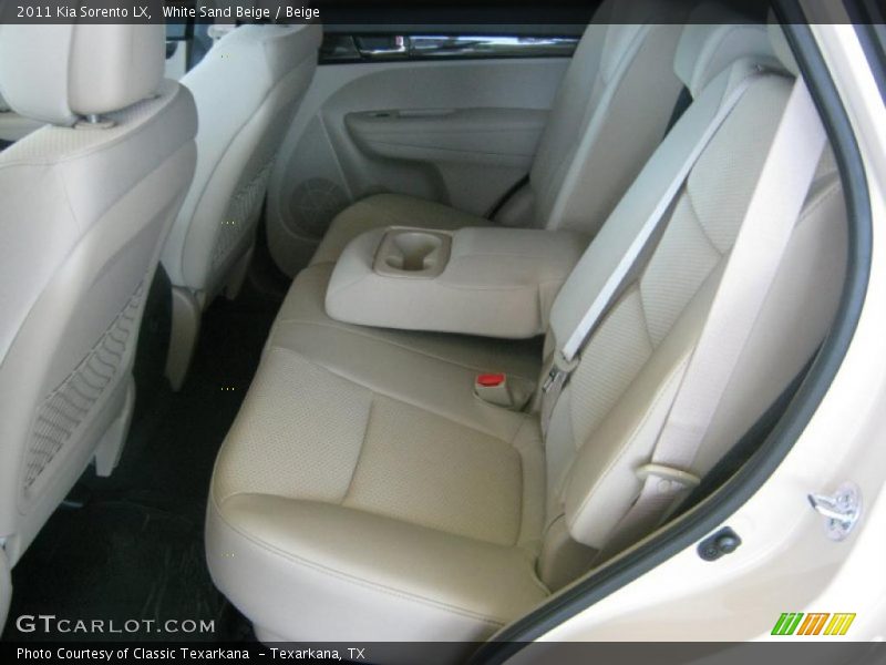 White Sand Beige / Beige 2011 Kia Sorento LX