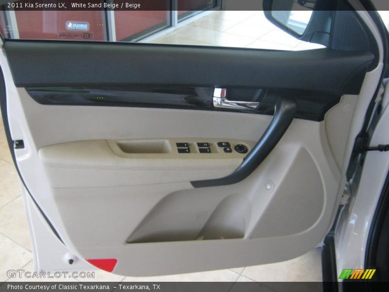 White Sand Beige / Beige 2011 Kia Sorento LX