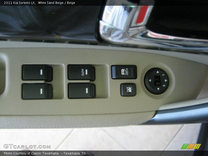 White Sand Beige / Beige 2011 Kia Sorento LX