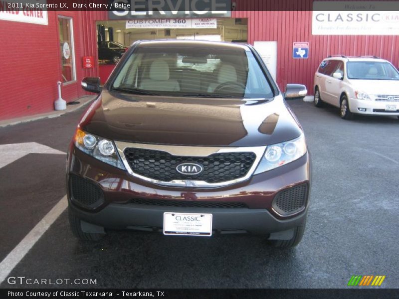 Dark Cherry / Beige 2011 Kia Sorento LX