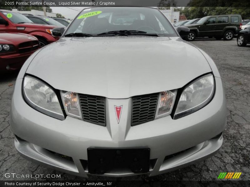 Liquid Silver Metallic / Graphite 2005 Pontiac Sunfire Coupe