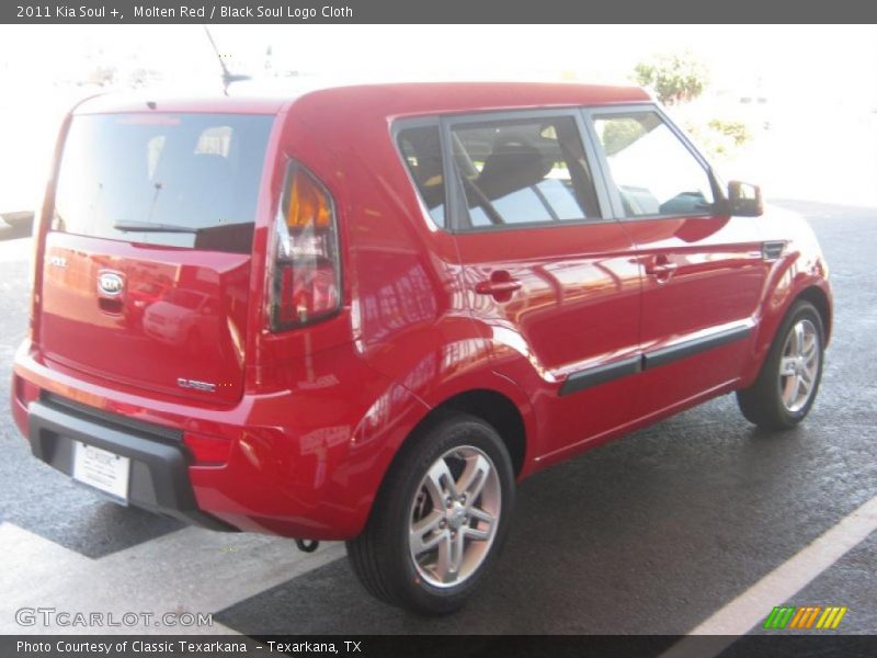 Molten Red / Black Soul Logo Cloth 2011 Kia Soul +