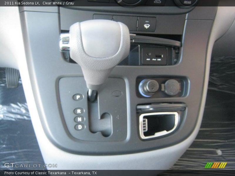 Clear White / Gray 2011 Kia Sedona LX