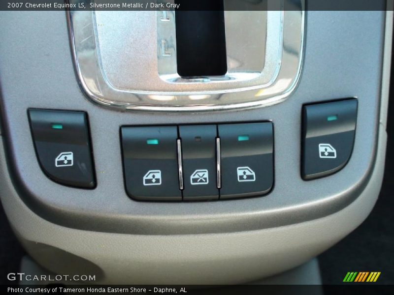 Silverstone Metallic / Dark Gray 2007 Chevrolet Equinox LS