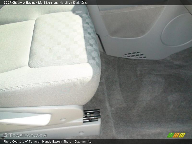 Silverstone Metallic / Dark Gray 2007 Chevrolet Equinox LS
