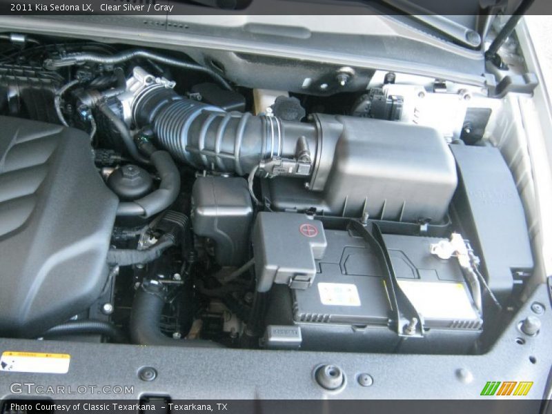 Clear Silver / Gray 2011 Kia Sedona LX