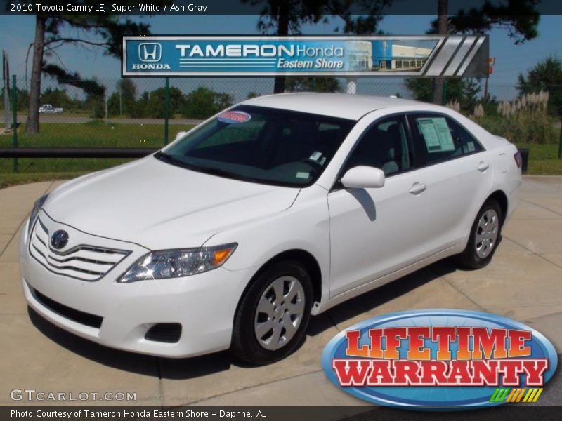Super White / Ash Gray 2010 Toyota Camry LE