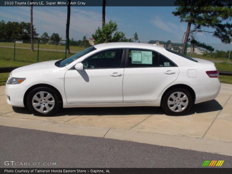 Super White / Ash Gray 2010 Toyota Camry LE