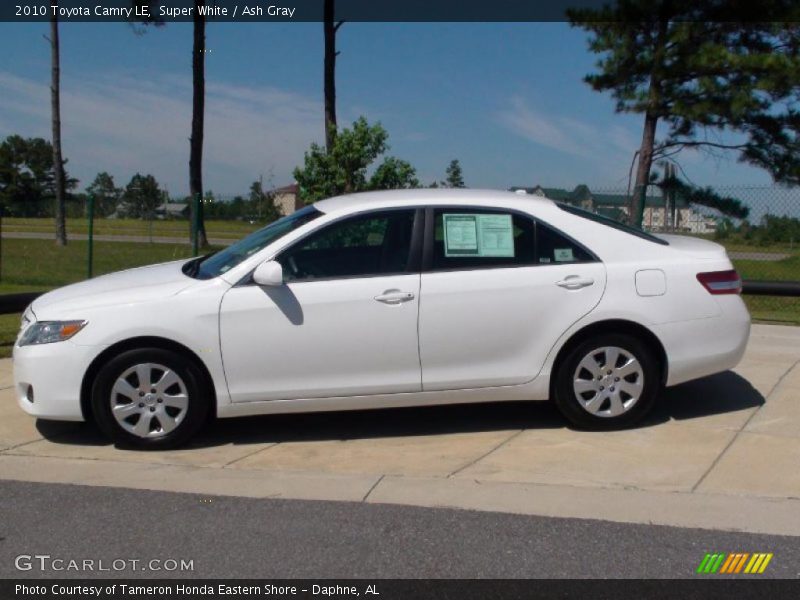 Super White / Ash Gray 2010 Toyota Camry LE