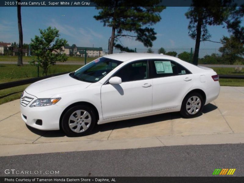 Super White / Ash Gray 2010 Toyota Camry LE