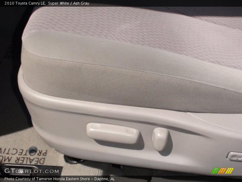 Super White / Ash Gray 2010 Toyota Camry LE