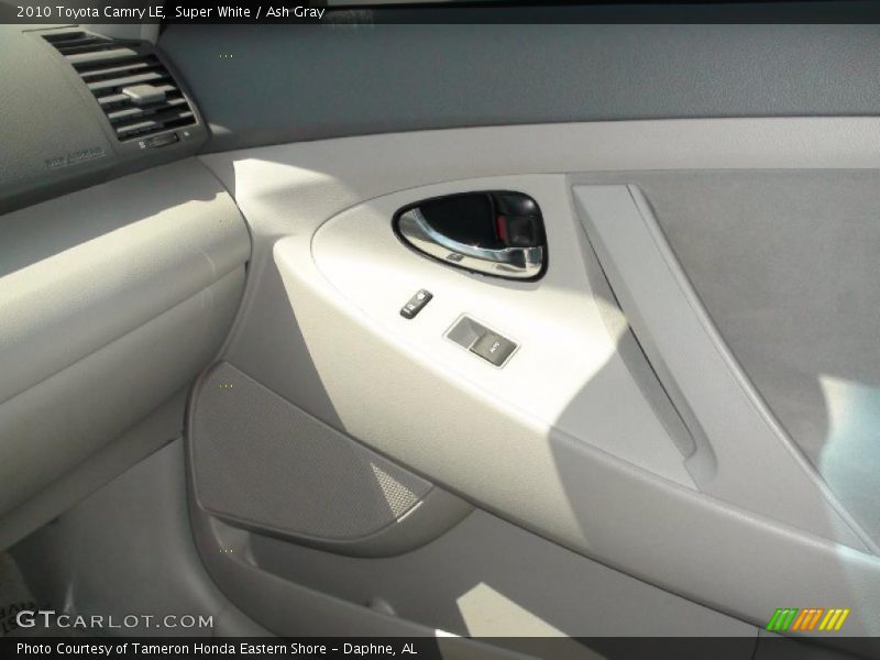 Super White / Ash Gray 2010 Toyota Camry LE