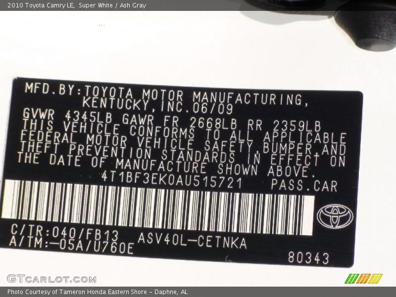 Super White / Ash Gray 2010 Toyota Camry LE