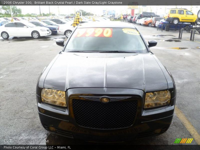 Brilliant Black Crystal Pearl / Dark Slate Gray/Light Graystone 2006 Chrysler 300