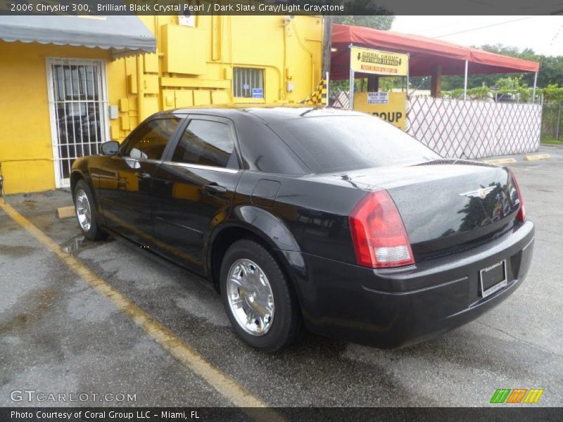 Brilliant Black Crystal Pearl / Dark Slate Gray/Light Graystone 2006 Chrysler 300