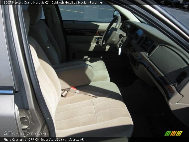 Gold Ash Metallic / Medium Parchment 2005 Mercury Grand Marquis GS
