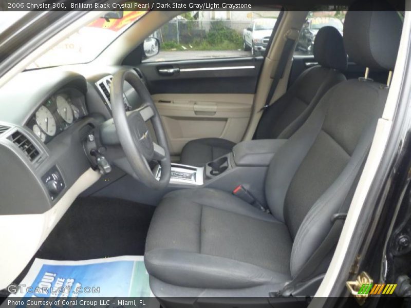 Brilliant Black Crystal Pearl / Dark Slate Gray/Light Graystone 2006 Chrysler 300
